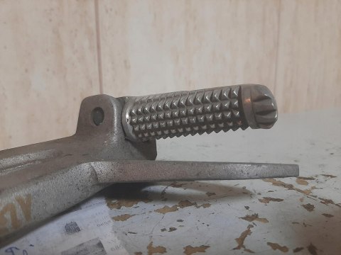 SET PODNÓŻEK YAMAHA TDR 125 SET PODNÓŻEK YAMAHA TDR 125