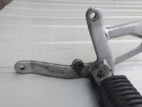 SEY PODNÓŻEK YAMAHA TZR 125 SEY PODNÓŻEK YAMAHA TZR 125
