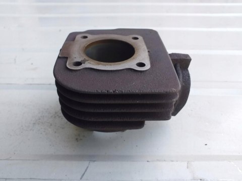 CYLINDER + TŁOK KPL DERBI VAMOS 50 CYLINDER + TŁOK KPL DERBI VAMOS 50