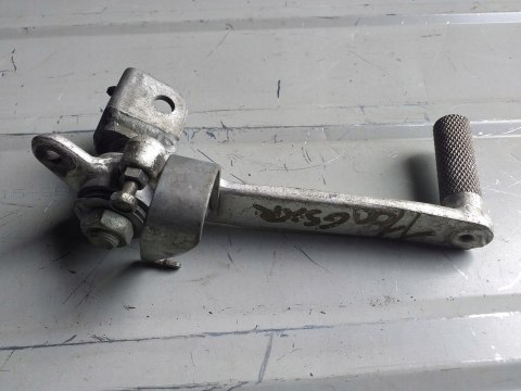 DŹWIGNIA HAMULCA TYŁ SUZUKI GSXR 750 1100 DŹWIGNIA HAMULCA TYŁ SUZUKI GSXR 750 1100