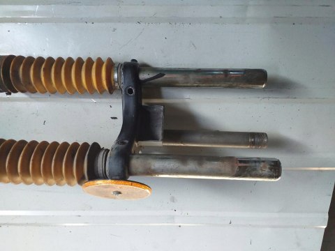 LAGI ZAWIESZENIE PRZÓD HONDA PXR 50 LAGI ZAWIESZENIE PRZÓD HONDA PXR 50