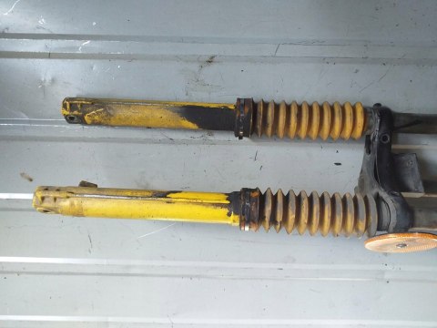 LAGI ZAWIESZENIE PRZÓD HONDA PXR 50 LAGI ZAWIESZENIE PRZÓD HONDA PXR 50