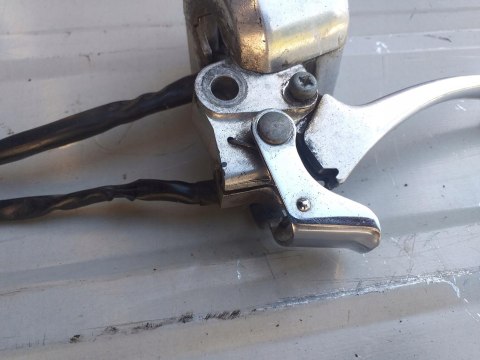 PRZEŁĄCZNIK LEWY DŹWIGNIA HAMULCA HONDA PXR 50 PRZEŁĄCZNIK LEWY DŹWIGNIA HAMULCA HONDA PXR 50