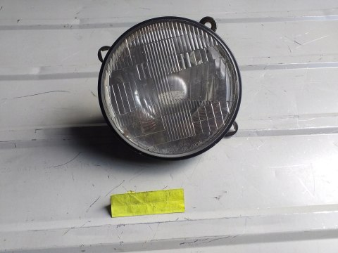REFLEKTOR LAMPA PRZÓD SUZUKI GSXR 1100 REFLEKTOR LAMPA PRZÓD SUZUKI GSXR 1100