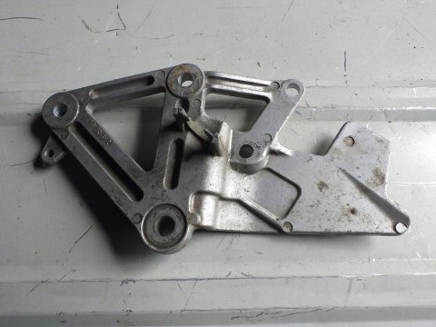 SET PODNÓŻEK SUZUKI RG 125