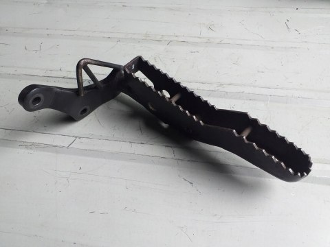 STOPIEŃ PODNÓŻEK ADLY 400