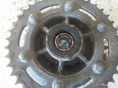 ZABIERAK KOŁA TYŁ ZĘBATKA KPL KAWASAKI ZX6R ZABIERAK KOŁA TYŁ ZĘBATKA KPL KAWASAKI ZX6R