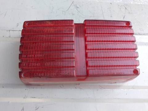 KLOSZ LAMPY TYŁ HONDA CB 750 BOLDOR KLOSZ LAMPY TYŁ HONDA CB 750 BOLDOR
