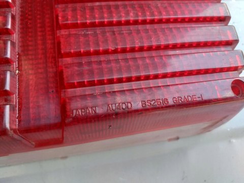 KLOSZ LAMPY TYŁ HONDA CB 750 BOLDOR KLOSZ LAMPY TYŁ HONDA CB 750 BOLDOR