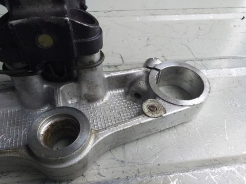 PÓŁKA GÓRNA STACYJKA SUZUKI SV 650 PÓŁKA GÓRNA STACYJKA SUZUKI SV 650