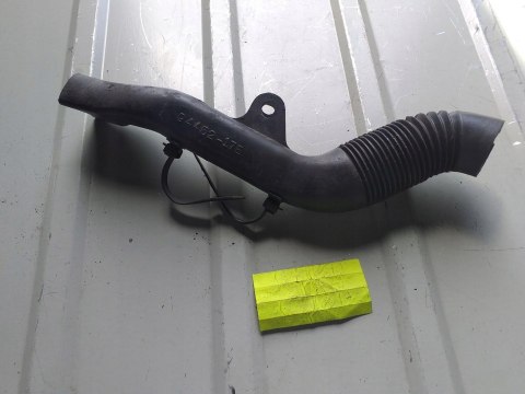 RURA DOLOT WLOT POWIETRZA SUZUKI GSXR 750 RURA DOLOT WLOT POWIETRZA SUZUKI GSXR 750