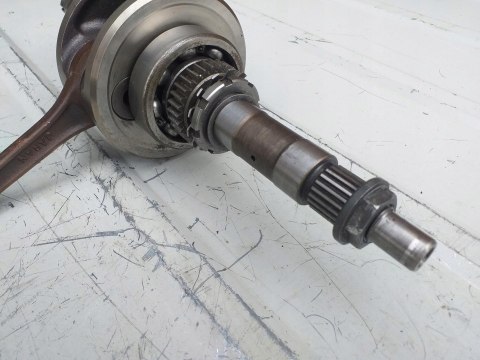 WAŁ KORBOWY KORBOWÓD KAWASAKI KLF 220 WAŁ KORBOWY KORBOWÓD KAWASAKI KLF 220