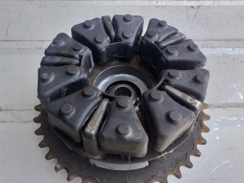 ZĘBATKA ZABIERAK GUMY KAWASAKI ZX6R ZĘBATKA ZABIERAK GUMY KAWASAKI ZX6R