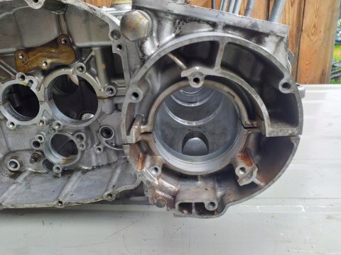 KARTERY BLOK SILNIKA KPL SUZUKI GS 850