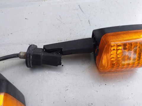 KIERUNEK KIERUNKOWSKAZ KPL CAGIVA CZ 125 JAWA KIERUNEK KIERUNKOWSKAZ KPL CAGIVA CZ 125 JAWA