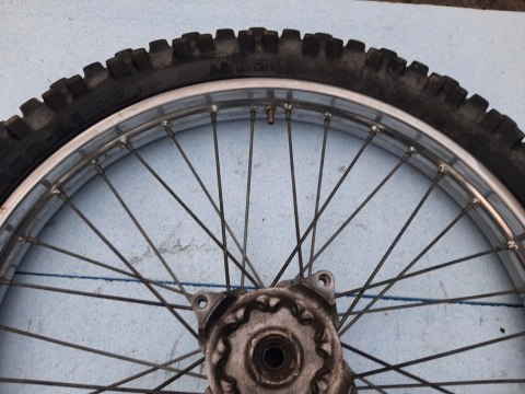 KOŁO FELGA PRZÓD SUZUKI TS 125 R KOŁO FELGA PRZÓD SUZUKI TS 125 R
