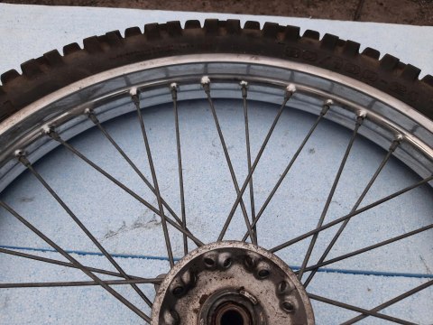 KOŁO FELGA PRZÓD SUZUKI TS 125 R KOŁO FELGA PRZÓD SUZUKI TS 125 R