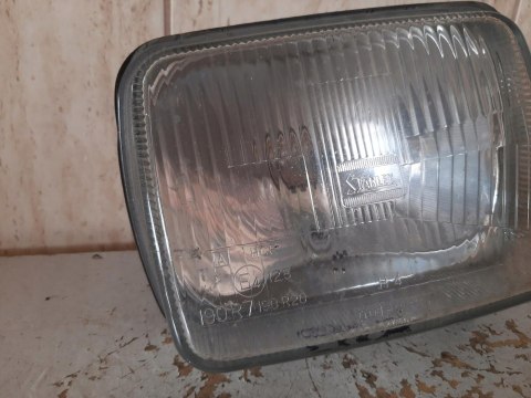 REFLEKTOR LAMPA PRZÓD SUZUKI GSX ES 550 750 REFLEKTOR LAMPA PRZÓD SUZUKI GSX ES 550 750