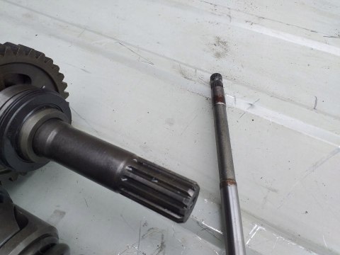 SKRZYNIA BIEGÓW KPL SUZUKI GS 850 SKRZYNIA BIEGÓW KPL SUZUKI GS 850