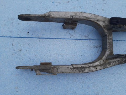WACHACZ TYŁ ZAWIESZENIE SUZUKI TS 125 R WACHACZ TYŁ ZAWIESZENIE SUZUKI TS 125 R