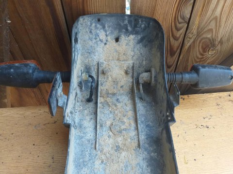 BŁOTNIK NADKOLE TYŁ + KIERUNKI YAMAHA FZR 500 3HJ