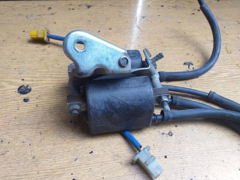 CEWKA ZAPŁONOWA 2SZT CM12-31 YAMAHA FZR 500 3HJ CEWKA ZAPŁONOWA 2SZT CM12-31 YAMAHA FZR 500 3HJ