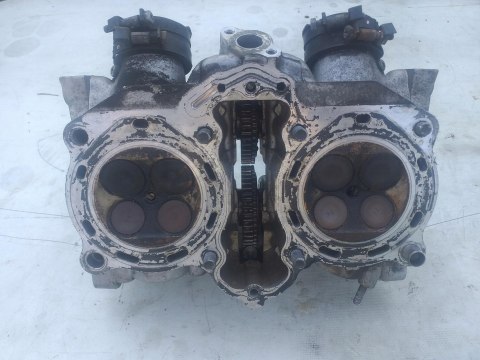GŁOWICA CYLINDRA KPL HONDA VFR 750 RC36E GŁOWICA CYLINDRA KPL HONDA VFR 750 RC36E