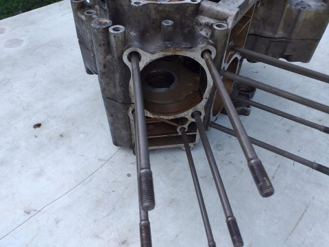 KARTER KARTERY BLOK SILNIKA HONDA NTV 650 KARTER KARTERY BLOK SILNIKA HONDA NTV 650