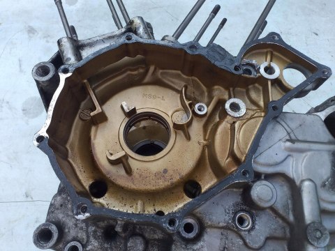 KARTER KARTERY BLOK SILNIKA HONDA NTV 650 KARTER KARTERY BLOK SILNIKA HONDA NTV 650