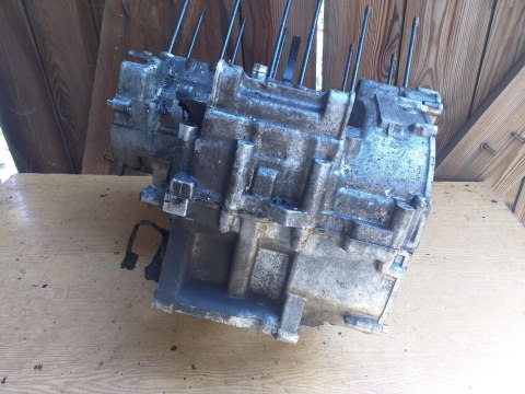 KARTERY BLOK SILNIKA KPL YAMAHA FZR 500 3HJ KARTERY BLOK SILNIKA KPL YAMAHA FZR 500 3HJ