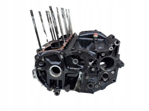 KARTERY BLOK SILNIKA SUZUKI GSX 550