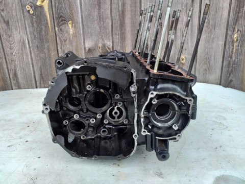 KARTERY BLOK SILNIKA SUZUKI GSX 550