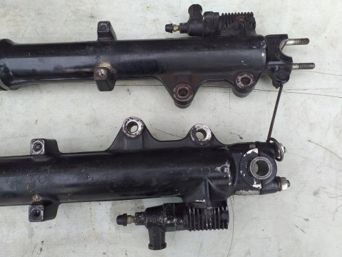 LAGI ZAWIESZENIE PRZÓD SUZUKI GSX 550 LAGI ZAWIESZENIE PRZÓD SUZUKI GSX 550
