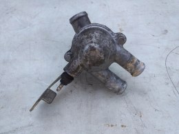 OBUDOWA TERMOSTATU HONDA VFR 750 RC36E