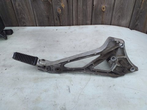 SET PODNÓŻEK SUZUKI GSX 550 SET PODNÓŻEK SUZUKI GSX 550