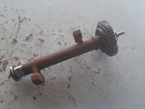 WAŁEK BALANSUJĄCY BALANSER KAWASAKI GPZ 500 WAŁEK BALANSUJĄCY BALANSER KAWASAKI GPZ 500