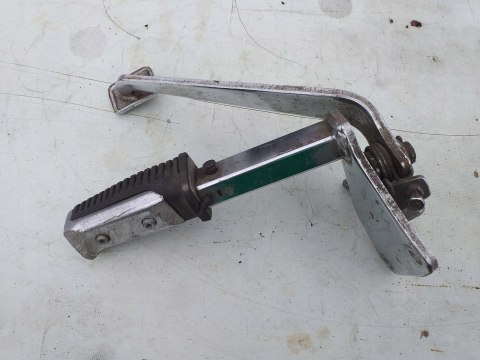 SET PODNÓŻEK PRAWY KAWASAKI VN 800 SET PODNÓŻEK PRAWY KAWASAKI VN 800