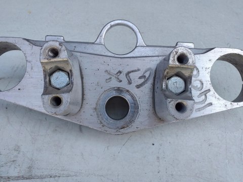 PÓŁKA GÓRNA SUZUKI GSX 1400 PÓŁKA GÓRNA SUZUKI GSX 1400