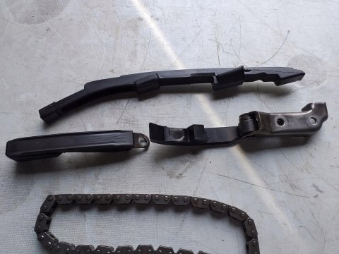 ROZRZĄD ŚLIZG ŚLIZGI ŁAŃCUSZEK KAWASAKI ZXR 750 ROZRZĄD ŚLIZG ŚLIZGI ŁAŃCUSZEK KAWASAKI ZXR 750