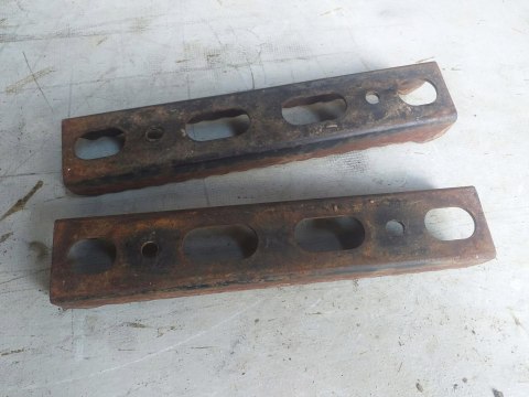 SET PODNÓŻEK STOPIEŃ YAMAHA BRUIN 250