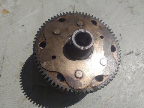 SPRZĘGŁO KOSZ SPRZĘGŁOWY YAMAHA BRUIN 250 SPRZĘGŁO KOSZ SPRZĘGŁOWY YAMAHA BRUIN 250