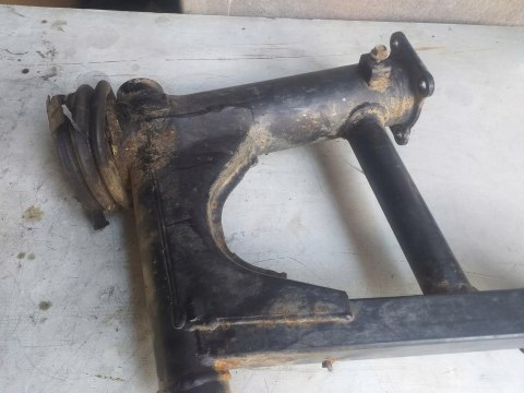 WAHACZ TYŁ YAMAHA BRUIN 250 WAHACZ TYŁ YAMAHA BRUIN 250