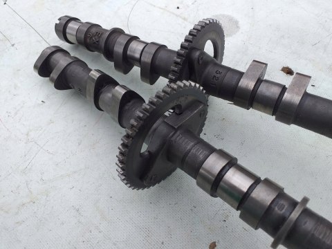 WAŁEK WAŁKI ROZRZĄDU KAWASAKI ZXR 750 WAŁEK WAŁKI ROZRZĄDU KAWASAKI ZXR 750