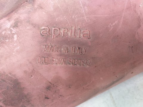 ZBIORNICZEK OLEJU APRILIA 5030642 ZBIORNICZEK OLEJU APRILIA 5030642