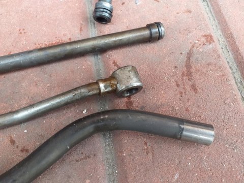 PRZEWODY OLEJOWE KPL KAWASAKI GPZ 500 PRZEWODY OLEJOWE KPL KAWASAKI GPZ 500