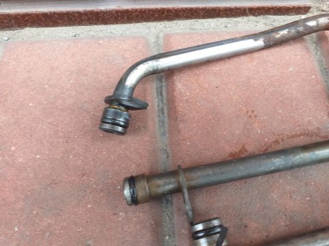 PRZEWODY OLEJOWE KPL KAWASAKI GPZ 500 PRZEWODY OLEJOWE KPL KAWASAKI GPZ 500
