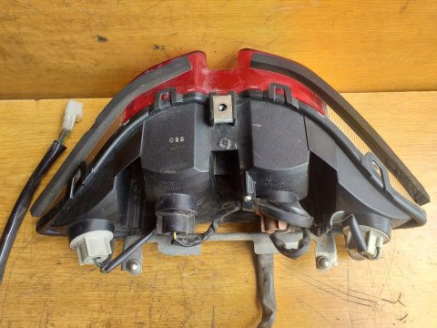 LAMPA TYŁ TYLNA YAMAHA FJR 1300 LAMPA TYŁ TYLNA YAMAHA FJR 1300