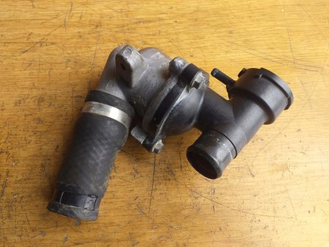 OBUDOWA TERMOSTATU YAMAHA FJR 1300