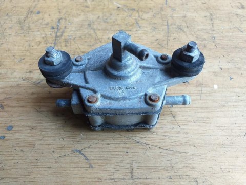 POMPKA PALIWA SUZUKI QUADRUNNER 250