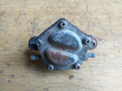 POMPKA PALIWA SUZUKI QUADRUNNER 250